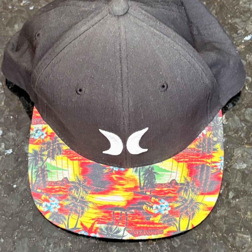 Hurley Black SnapBack Hat Cap with Tropical Brim